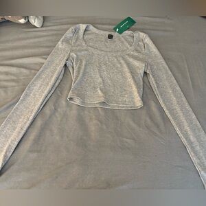 SHEIN Gray Women's long sleeve crop top
